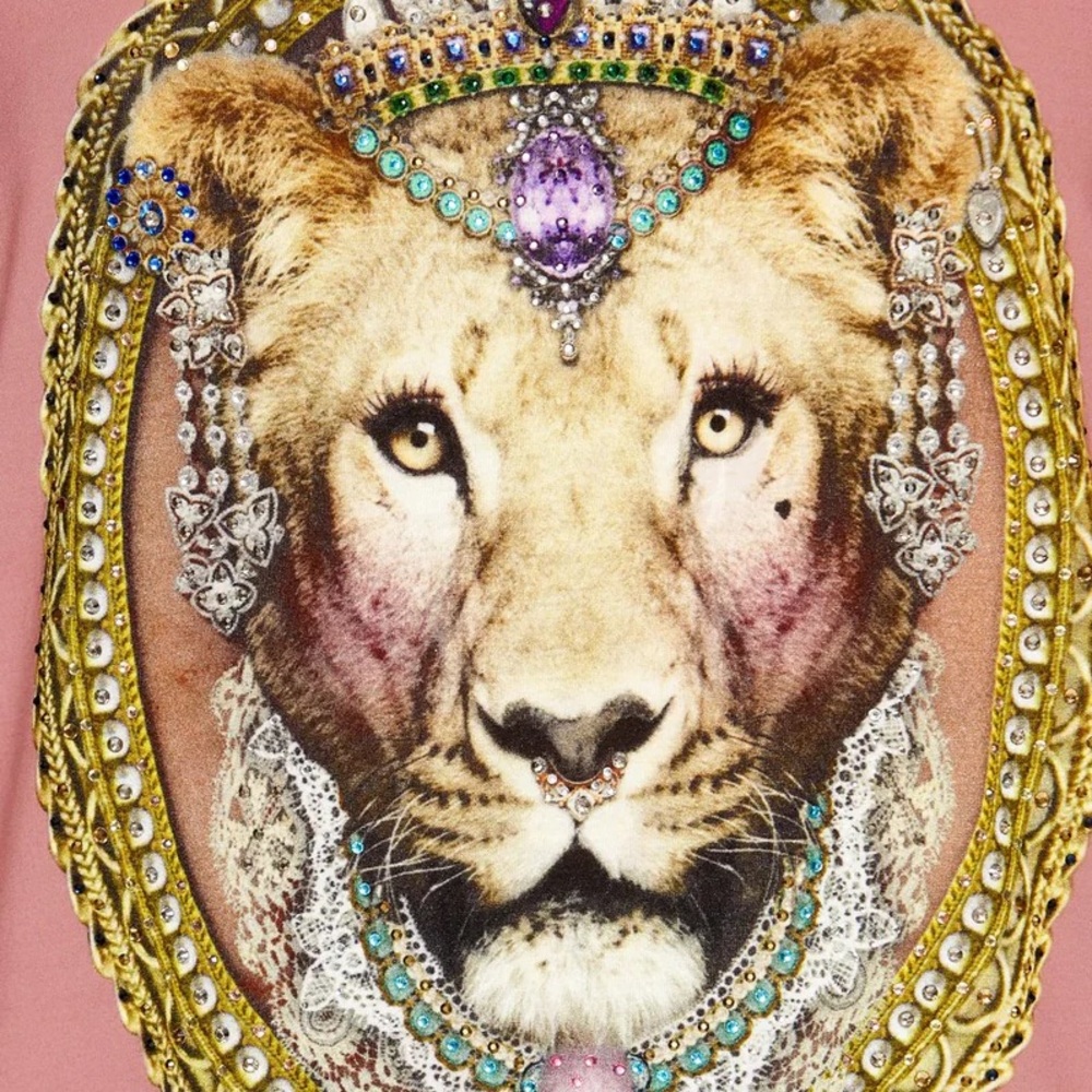 Camilla bejeweled lioness pink tee runs like a L/XL